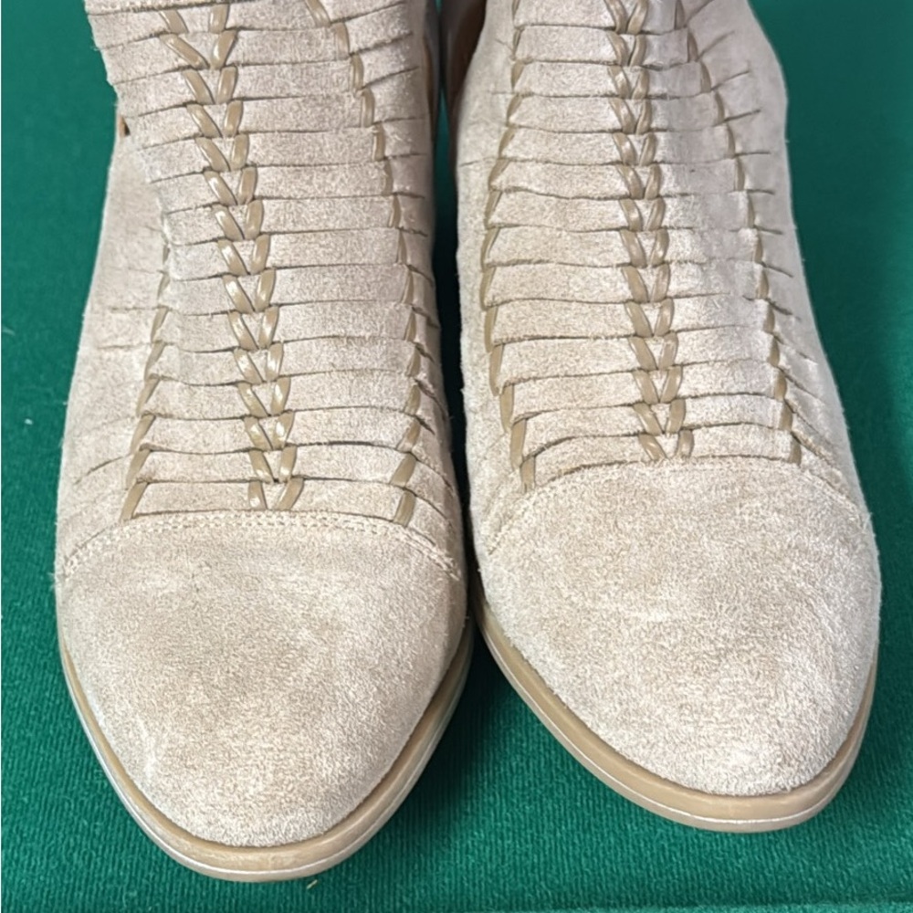 Elegant Beige Women's Ankle Boots